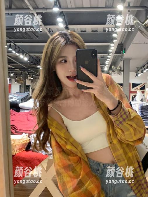 微密圈 - 独家发布徐珺大哥学姐最新写真原图，带你领略她的迷人风采！.txt