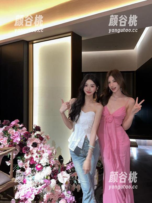 微密圈 - 徐莉芝居家写真展现生活中的每一刻，细腻套图合集.txt