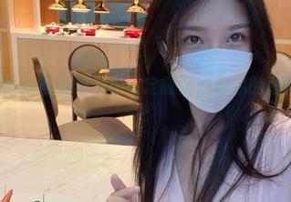 抖娘利世最新写真集发布：定制婚纱为你的爱情加分.txt