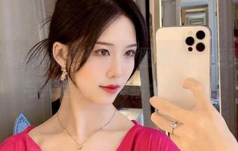 最新款抖娘利世修女套图发布，感受唯美与纯洁的完美结合！.txt