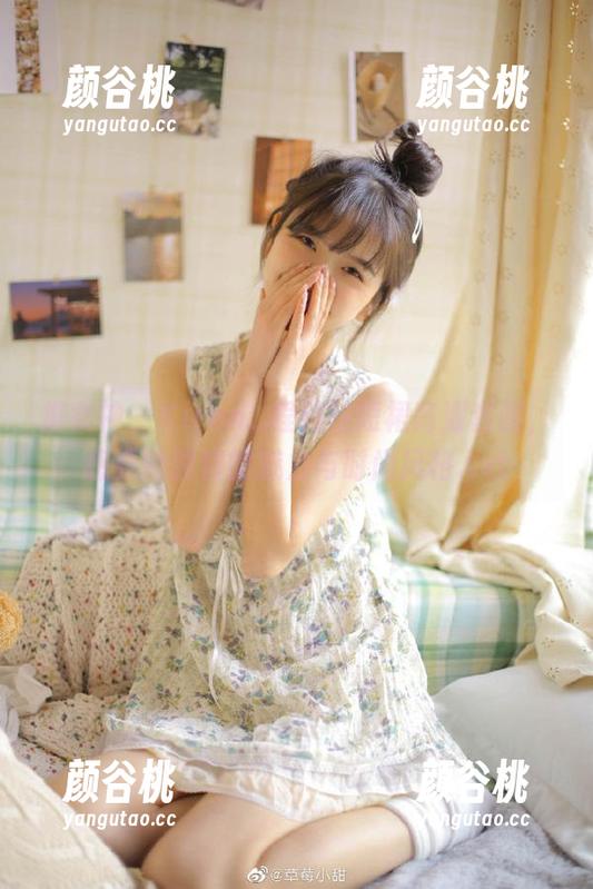 推女神 - Kiren_程程程短裙高清套图，感受她独特的魅力与时尚风格.txt