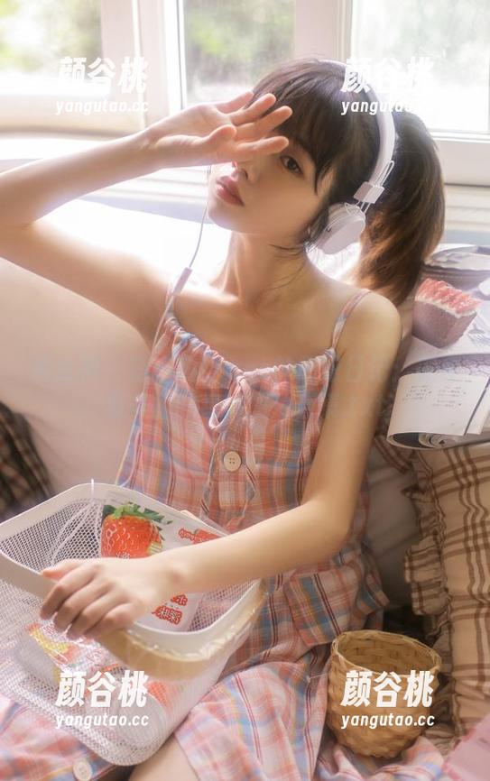 推女神 - 萌琪琪Lrene的厨娘日记：美食与美丽的绝妙图片合集.txt