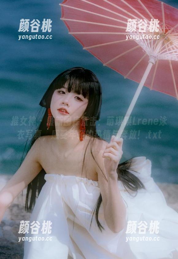 推女神 - 最新图库直击：萌琪琪Lrene泳衣写真，感受年轻的热情与奔放！.txt