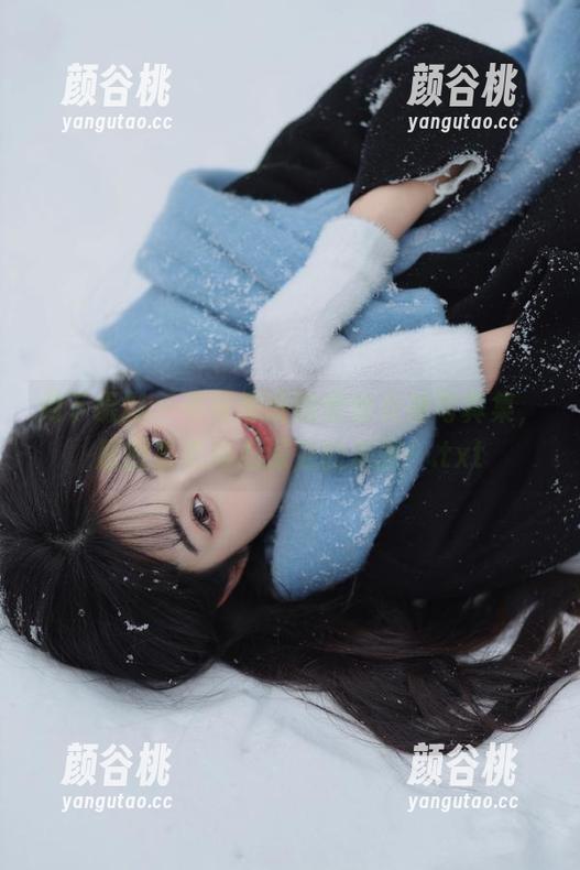月下摄影 - 不可思议的恰恰女神写真集，原图直击内心深处的美丽！.txt