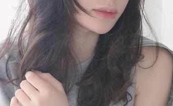 探索木之本果的花容本-巫女主题图集，完美写真免费下载！.txt