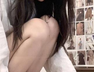 微密圈 – 果儿Victoria带你领略无圣光的红底高跟图集，偶尔丢掉小清新，来点不一样的！.txt