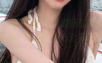 果团网 – 探索周于希的眼镜写真世界，网盘里的每一张都让人心动不已！.txt