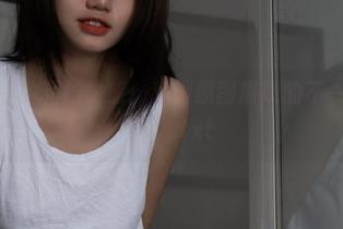 柒柒不可爱的私拍之旅：和服原图展现的不一样的美丽魅力.txt