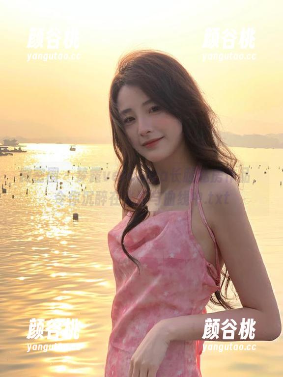 微密圈 - 梦露veronica长腿私房作品，令你沉醉在光影与曲线中.txt