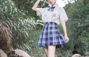 森萝财团全新力作：最新白丝棉花糖女孩资源，带你进入梦幻般的甜蜜世界！.txt