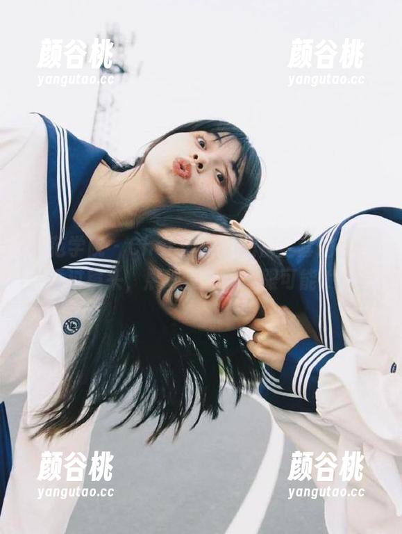 模范学院 - Cheryl青树短裤全套图包：透过镜头，展现夏日的无限可能.txt