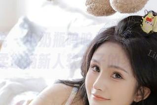 模范学院 – 小奶瓶呜呜打造的福利图包：走进娇柔欲滴新人软妹子的梦幻世界.txt