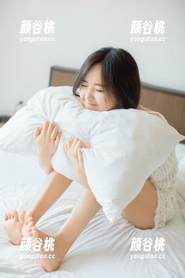 模范学院 - 打开柳侑绮Sevenbaby兔女郎之美：令人惊艳的照片与美图分享.txt