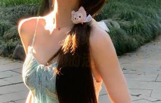 模范学院 – 精选柳侑绮Sevenbaby泳装写真，展现她的活力与优雅.txt