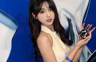 模范学院 – 柳侑绮Sevenbaby的可爱写真原图，记录下她每一瞬间的动人美丽.txt