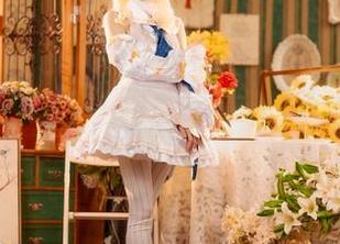 樱岛嗷一写真作品集全面更新：与碧蓝航线光辉μ兵装的完美邂逅.txt