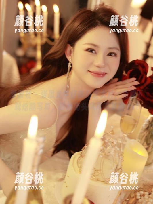 爱蜜社 - 张思允牛仔裤高清大片，免费下载炫酷写真，时尚街头风尽在掌握.txt