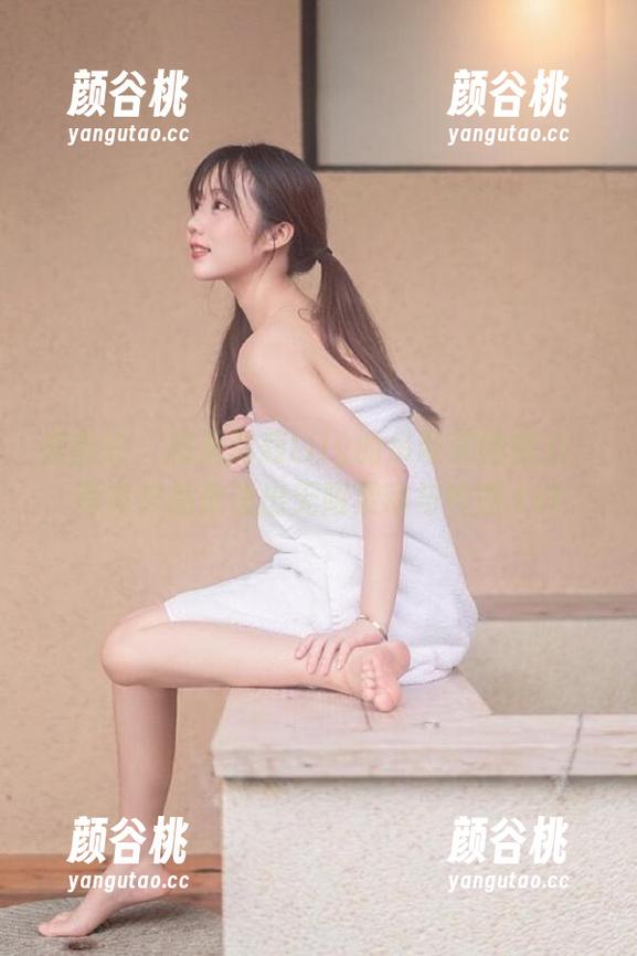 爱蜜社 - 感受莉莉Lily的吊带美图魅力，写真作品传递出无限灵动与性感.txt