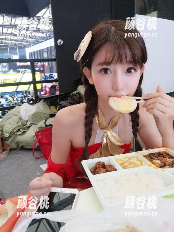 物恋传媒 - 小谷比基尼写真精选：清新自然，尽情享受阳光沙滩的快乐夏日时光！.txt