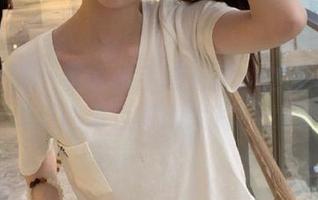 物恋传媒 – 菲菲水手服合集：这是你从未见过的海上时尚大片！.txt