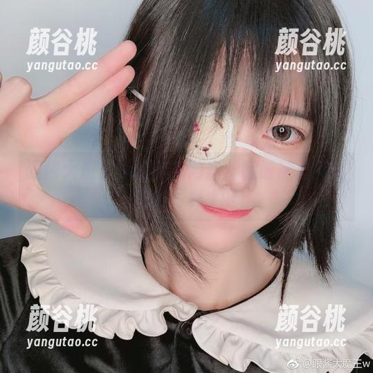眼酱大魔王w的私人网盘：随时随地欣赏厨娘写真.txt