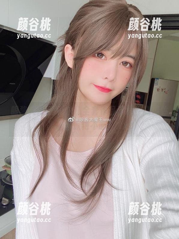 眼酱大魔王w的OL全套作品下载，高清体验让你惊艳不断！.txt