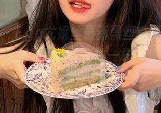 秀人网 – Egg尤妮丝最新黑丝套图曝光，黑丝的诱惑就像她的个性一样，让人爱不释手！.txt