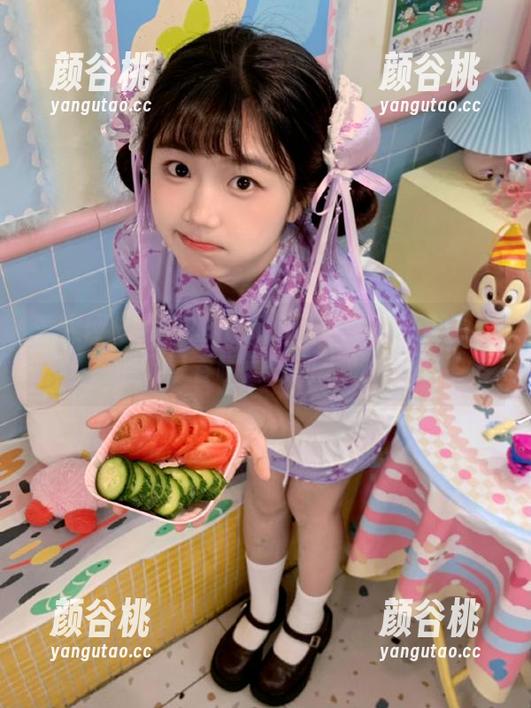 秀人网 - 新一轮KOKO可可学姐写真原图，捕捉青春瞬间的动人魅力.txt
