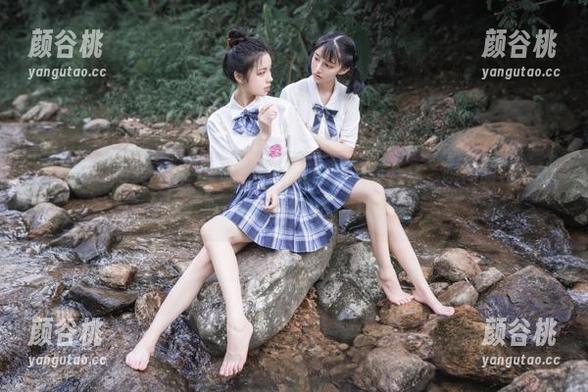秀人网 - 绝美Lovely璐璐学姐无圣光写真合集，瞬间甜化你的心，快来围观吧！.txt