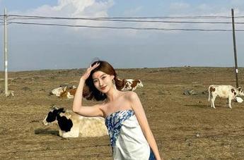 秀人网 – 人群中的“亮点”：伊诺裸足写真，无圣光原图释放养眼魅力.txt
