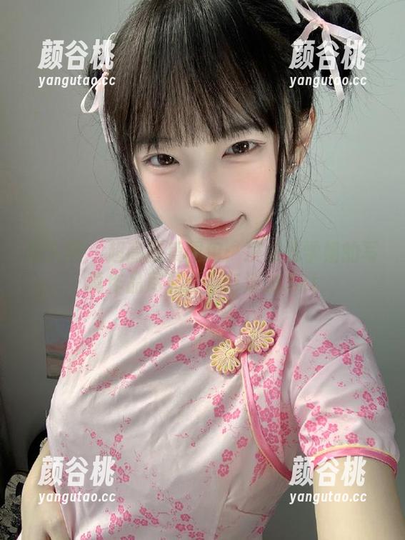 秀人网 - 超高画质图包：凌希儿学姐的写真作品尽显青春与活力.txt