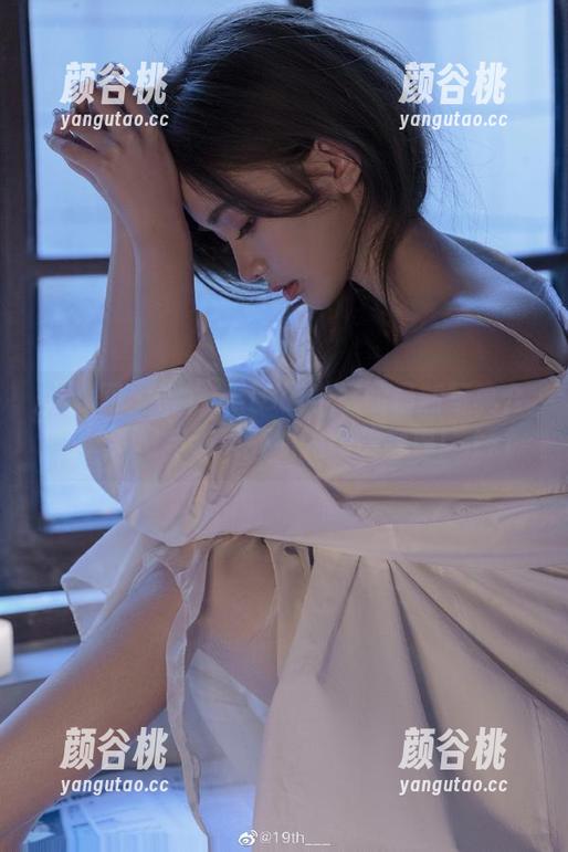 秀人网 - 凯竹BuiBui学妹的最新写真合集，梦幻与现实交织的绝美视界！.txt