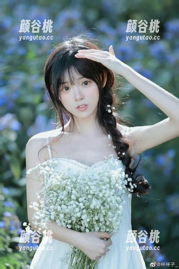 秀人网 - 校服之美在凯竹Quinn的镜头下：感受青春气息的美图图集.txt