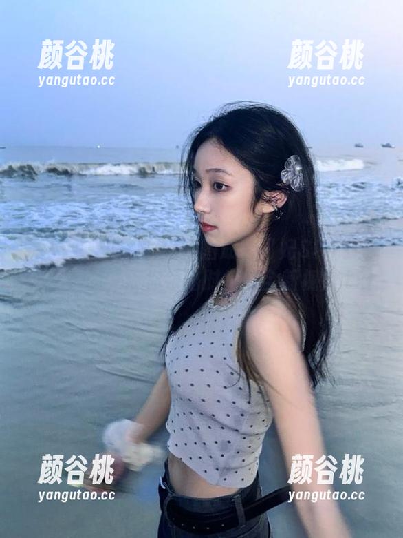秀人网 - 甜心的最新图册：司妃SL捕捉瞬间的美丽，带你领略时尚的全新视角.txt