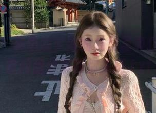 秀人网 – 吴思晚学妹的私房写真作品，独家网盘分享等你来探.txt