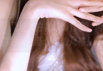 秀人网 – 周波儿白裙写真作品，网盘分享带你领略清新优雅的风格！.txt
