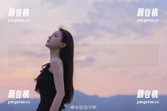 秀人网 - 高清女仆写真分享：月野兔美妞打造的梦幻主题之旅.txt