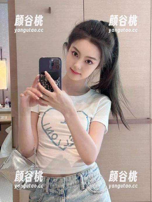 秀人网 - 阅读木子nana双马尾的故事，精选图库带你走入她的世界.txt