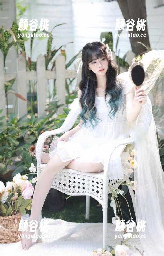 秀人网 - 精彩不停歇，欧阳若依美脚写真全集带你探索细腻之美！.txt