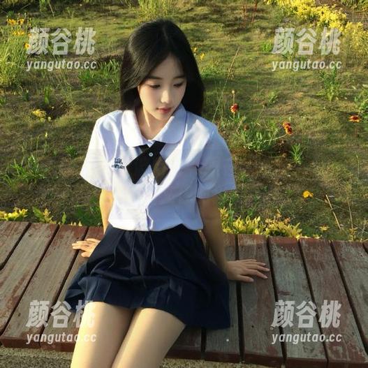秀人网-波巧酱 秀人网 - 探索波巧酱礼服在线合集:每一件都是艺术,定义你的独特风格!.txt