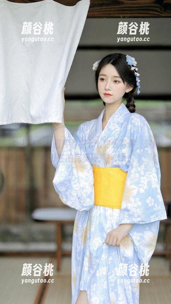 秀人网 - 从图库看甜七七豹纹写真，时尚与野性的完美碰撞！.txt