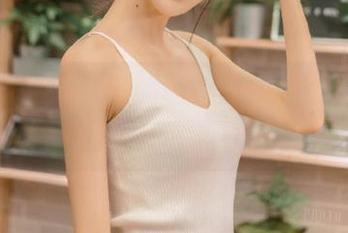 秀人网 – 在线品味程程程的校园风情，通过作品重温青涩岁月.txt