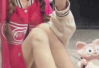 秀人网 – 免费下载美七mia的户外写真，感受摄影与自然的深情对话.txt