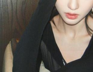 秀人网 – 迷人瞬间尽在眼前：葛征Model的独特JK高清写真作品集.txt