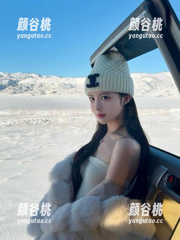秀人网 - 免费下载软软roro独家豹纹作品美图，探索属于你的时尚新天地！.txt