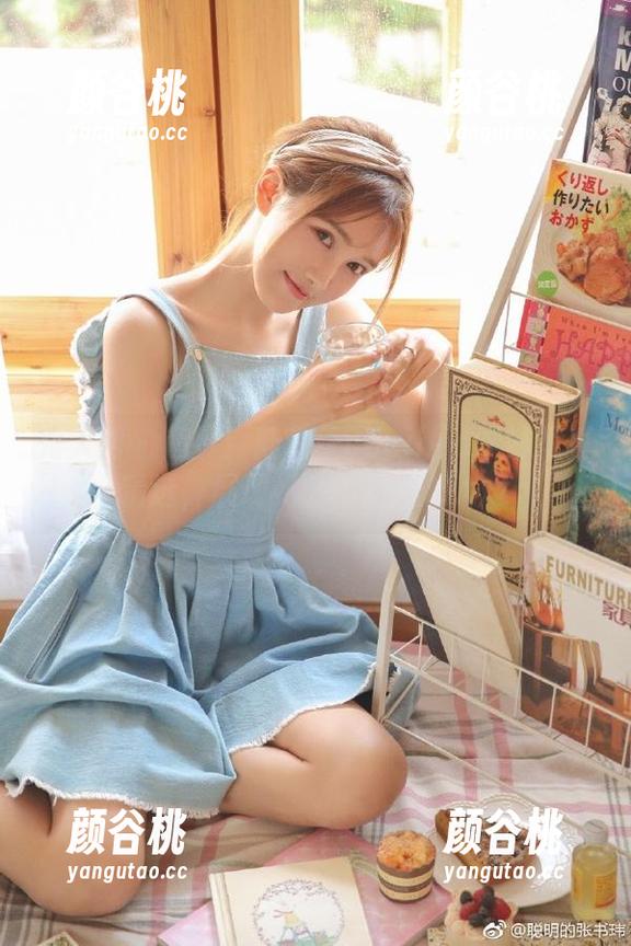 秀人网 - 超赞！陆萱萱cecillia学妹写真精选，展现她的别样风格.txt