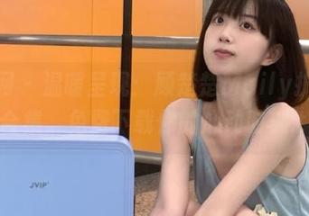 秀人网 – 温暖呈现：顾楚楚Maily护士写真合集，免费下载你的心动时刻.txt
