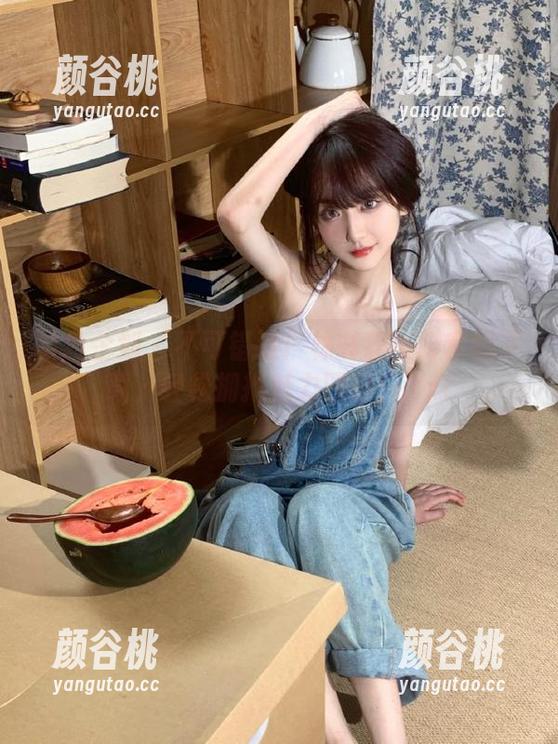 紧急企划 - 不可错过！林书辞美脚套图下载，轻松拥抱魅力四射！.txt