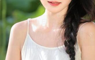 紧急企划 – 见希w自拍写真福利大揭秘，展现她独特的风格与气质.txt