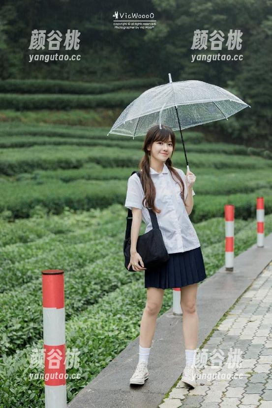 紧急企划 - “见希w连体衣”套图分享：从自卑到自信，看看我如何走出连体衣的舒适区！.txt
